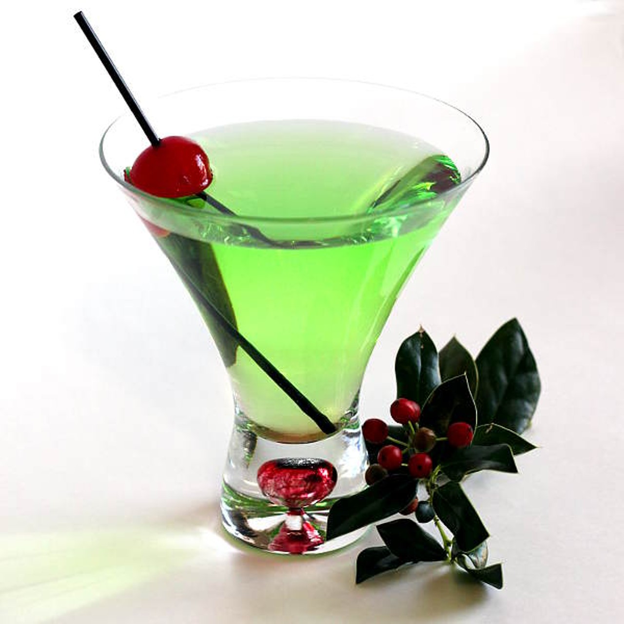 10 Cocktails to Drink this Holiday Season