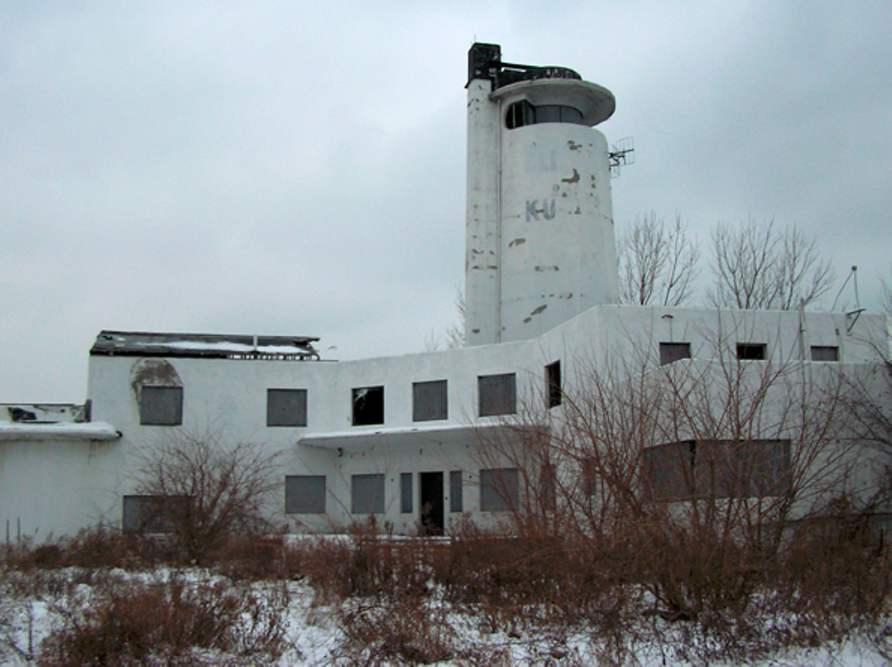 11 Photos of the Abandoned Whiskey Island Coast Guard Station