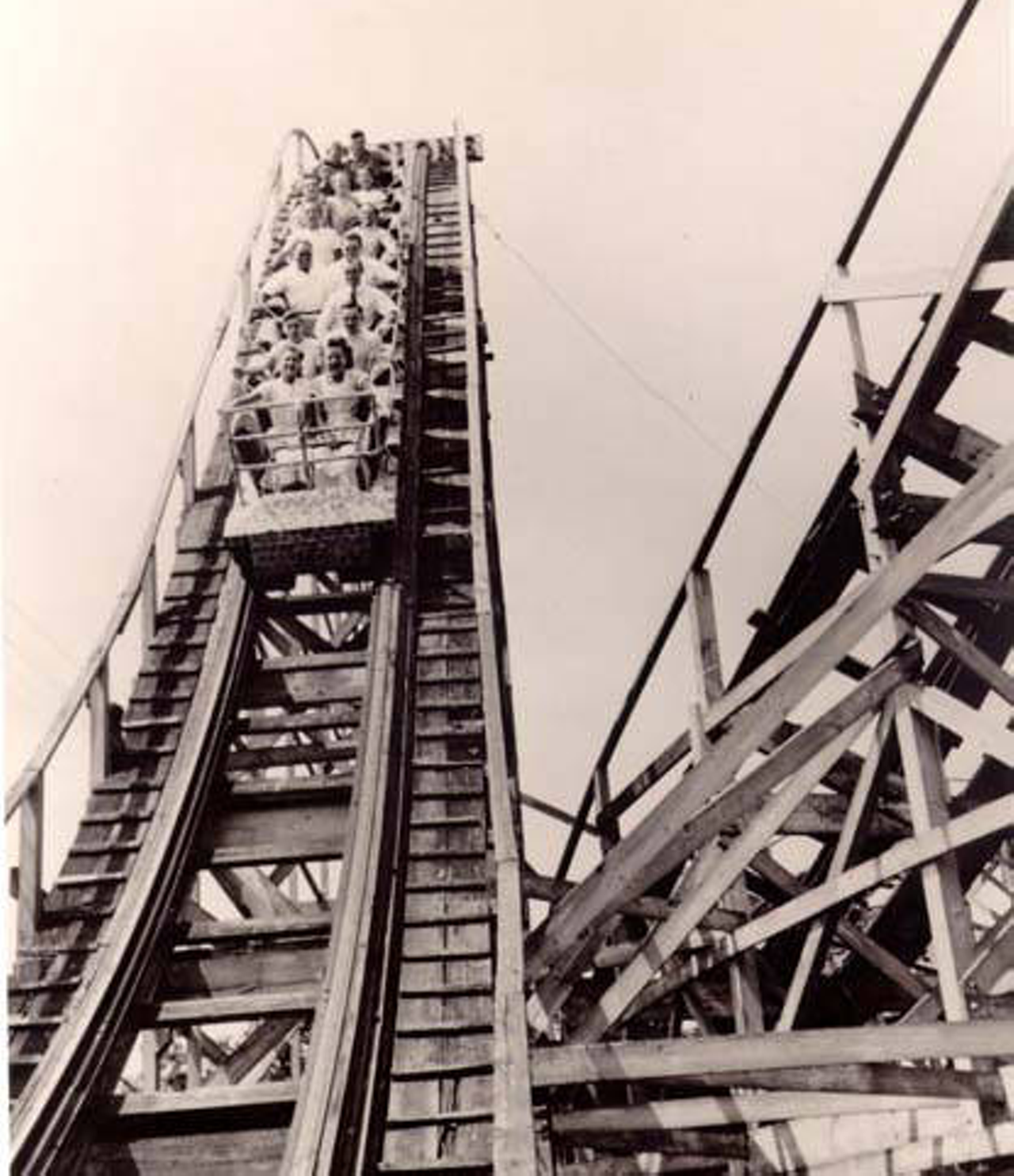 15 Vintage Images from Cedar Point
