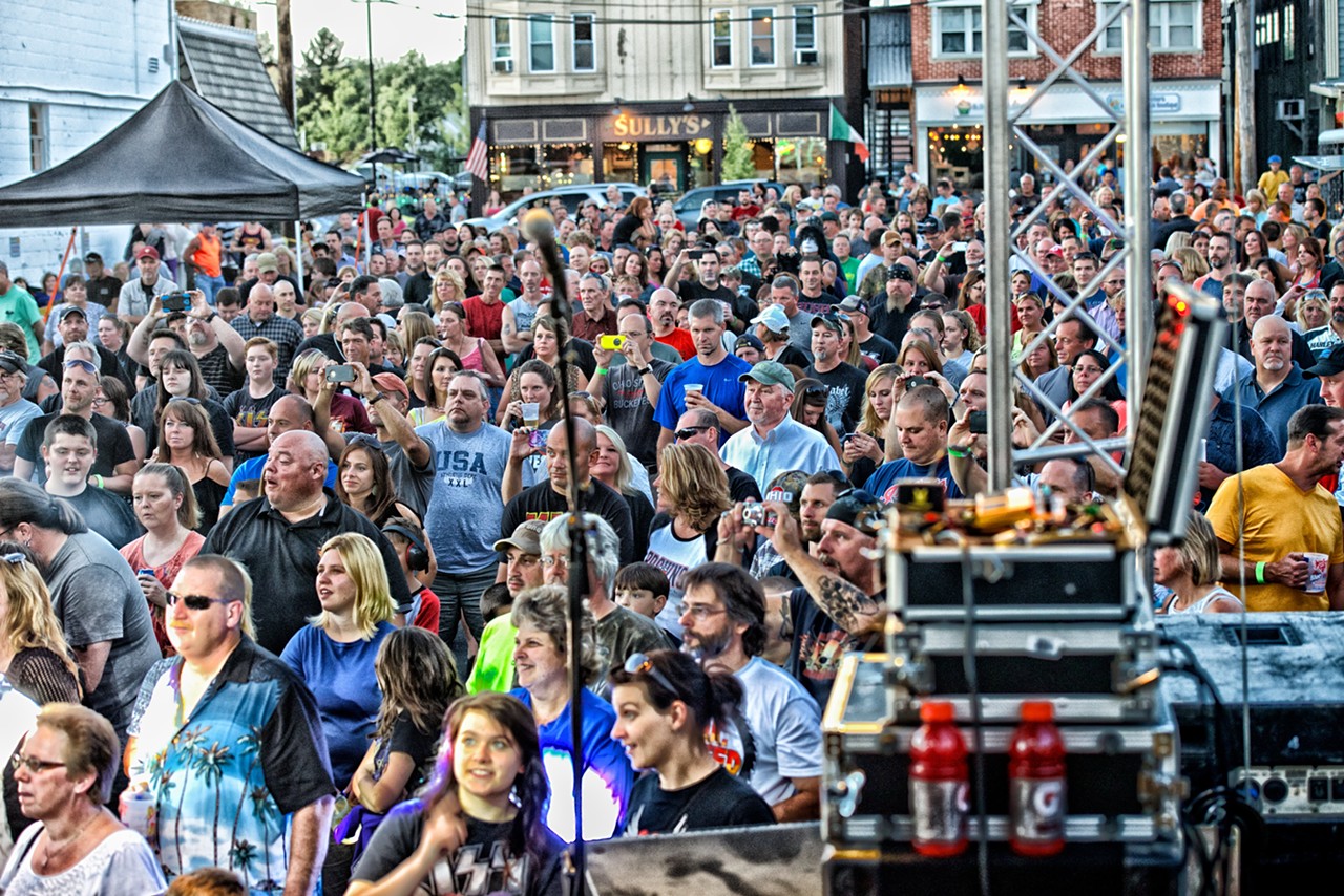 18 Photos from Rally in the Alley: Mr. SPEED Performing Last Night