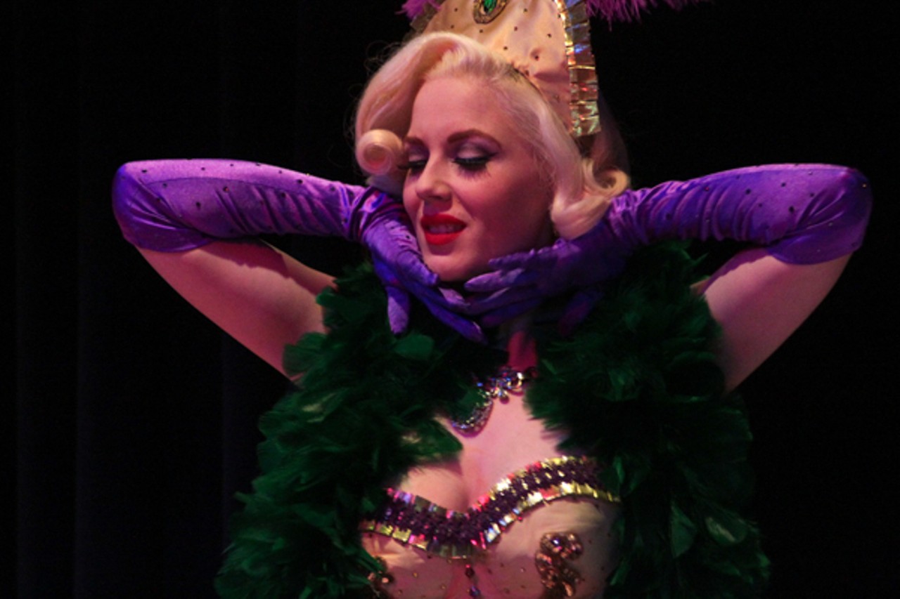 21 Photos of Burlesque at the Metropolitan at the 9