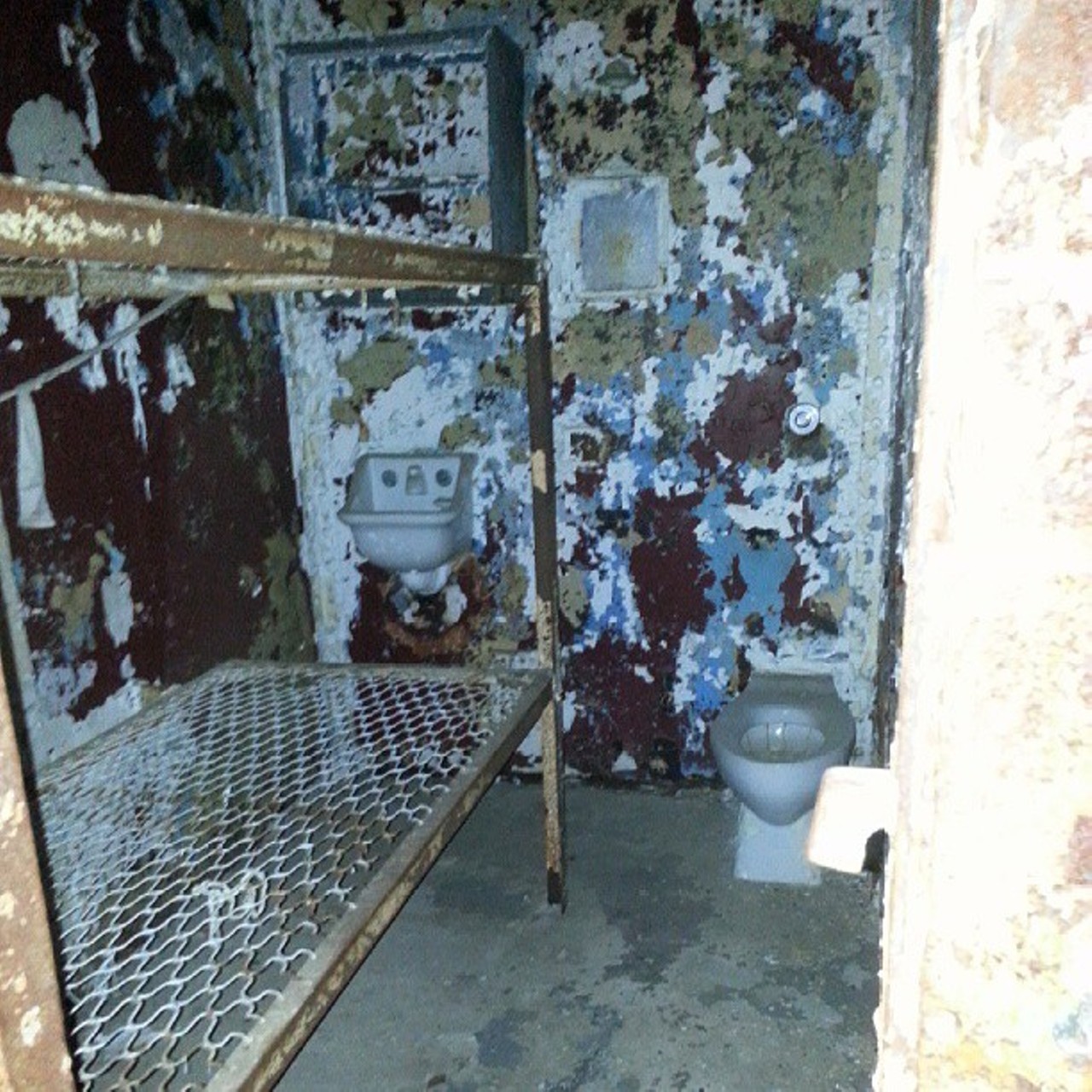 27 Awesomely Eerie Photos of the Mansfield Reformatory