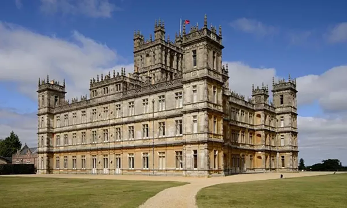 c92bb23a_highclere_castle.webp