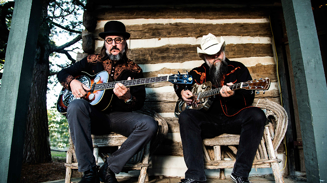 Gone Twangin' - Les Claypool and Bryan Kehoe Team Up for Some Pickin' Around the Campfire