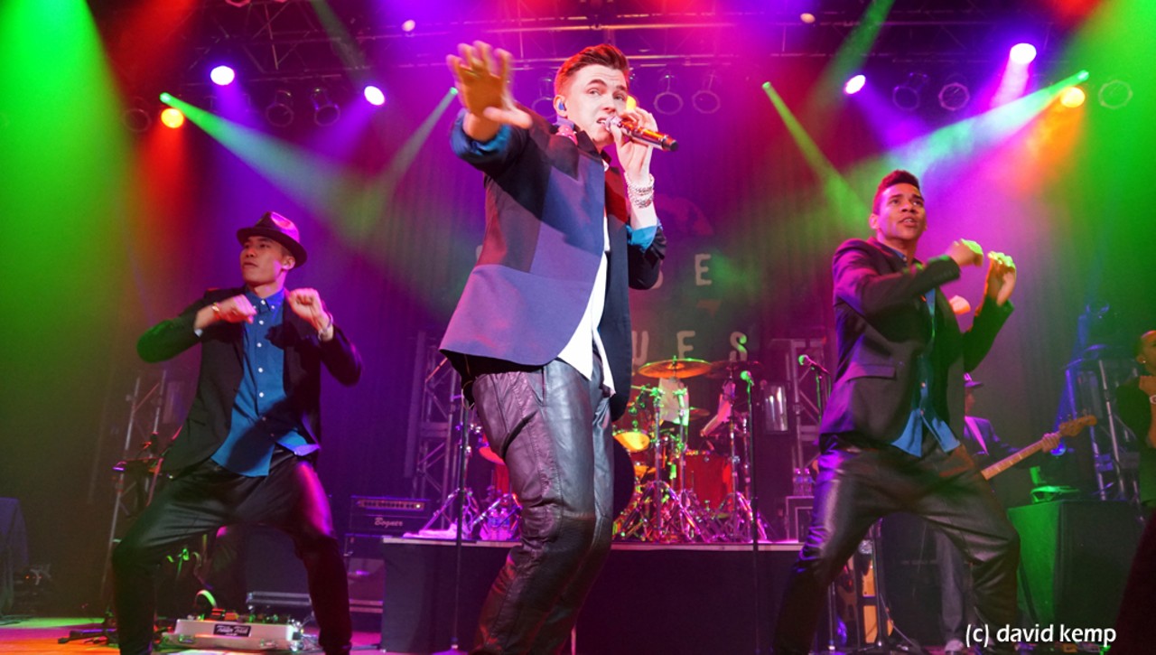 Jesse McCartney and Guinevere Performing at House of Blues