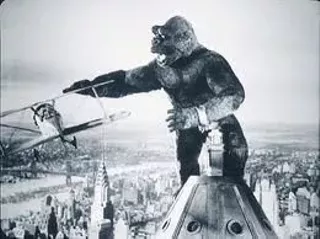 Image: King Kong Roars Into the Palace