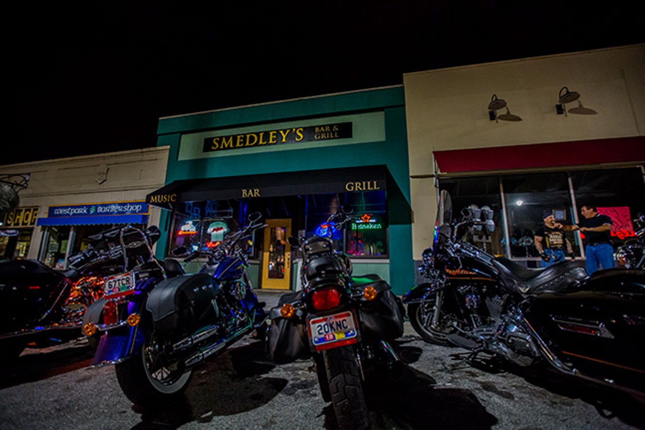 Owned by a former Marine, Smedley's is a biker-friendly, music-loving bar. Live concerts take the stage every Tuesday through Saturday, so The Olympics will take on some background music if you choose to watch here.