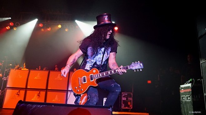 Slash Delivers Satisfying Show at Hard Rock Live