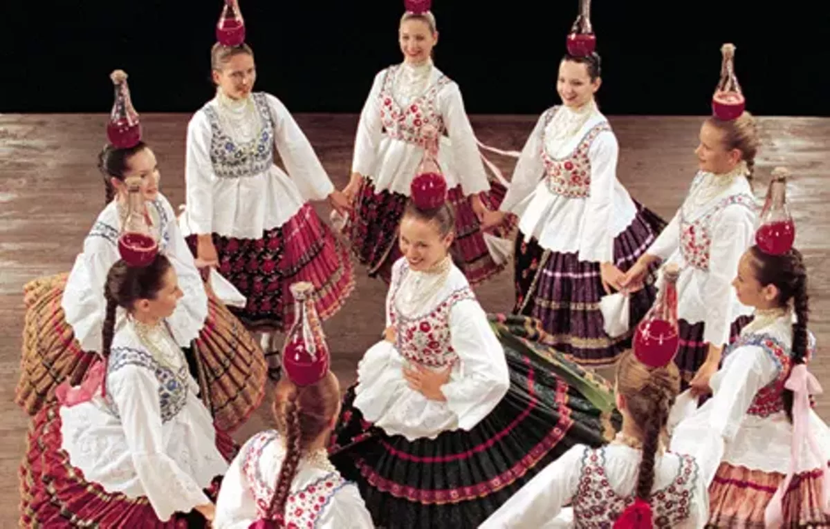 988bdf2c_spotlight_hungarian13.webp