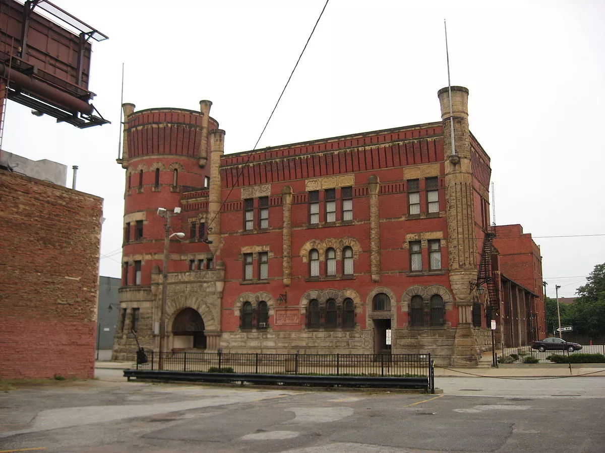 1200px-cleveland_grays_armory_comprehensive_wiki.webp