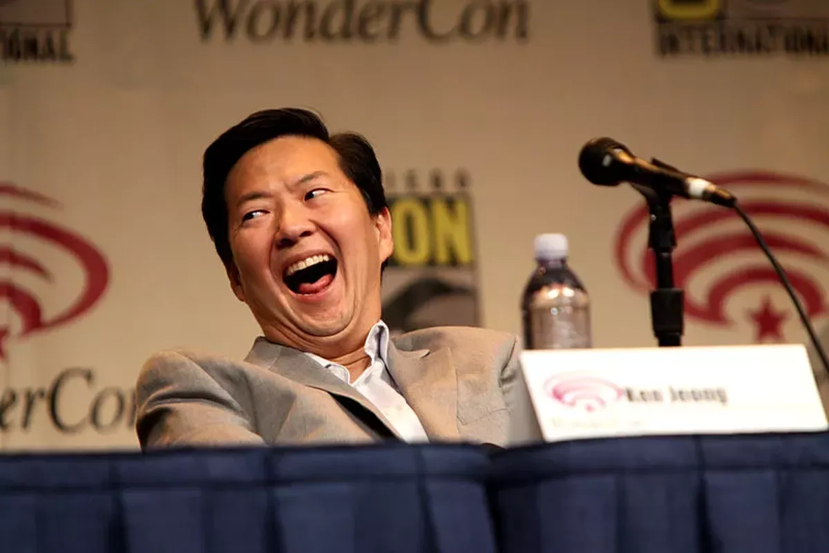 800px-ken_jeong_wikimedia_commons.webp