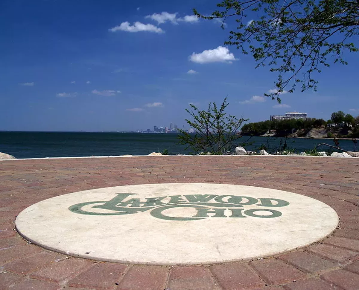 800px-lakewoodpark-viewtocleveland.webp