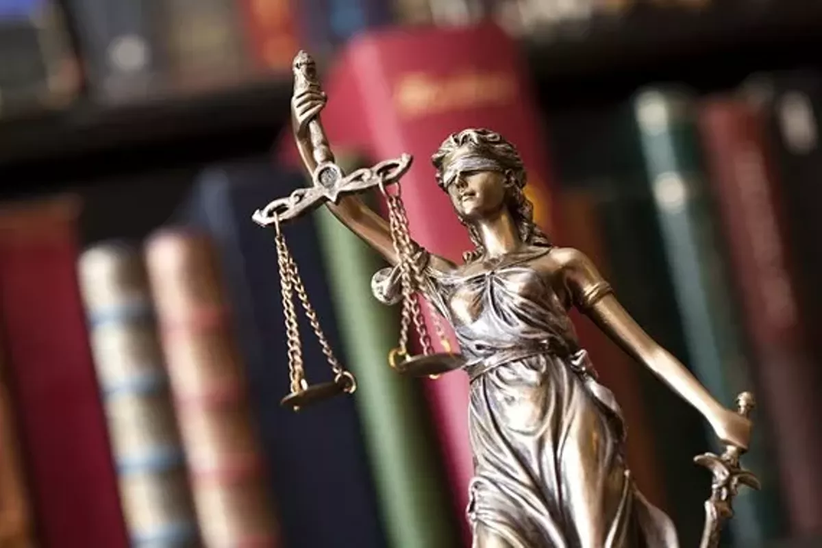 c1aa79d4_cic17_supremecourt_stockphoto_small.webp