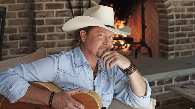 Country Singer Tracy Lawrence to Perform at Hard Rock Live in June