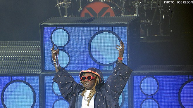 Rain Can't Dampen Fans' Spirits at Blink-182/Lil Wayne Concert