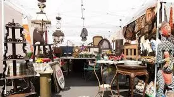 Image: The Peninsula Flea