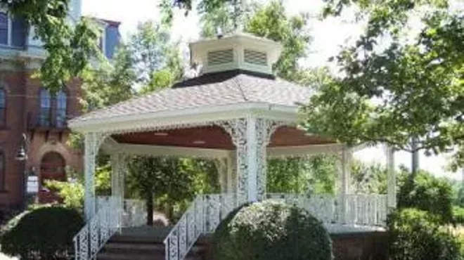 Image: Bedford Garden & Art Tour