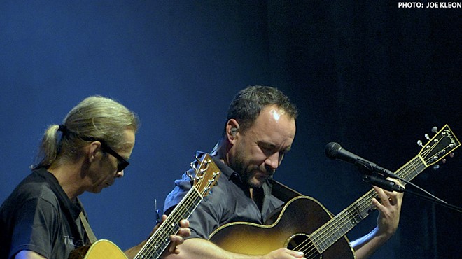 Armed Only With Acoustic Guitars, Dave Matthews and Tim Reynolds Turn In an Epic Set at Blossom