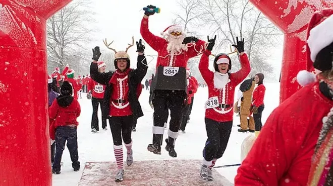 Image: Enjoy early bird specials for the Santa Hustle Indianapolis 5K and Half Marathon on December 10th