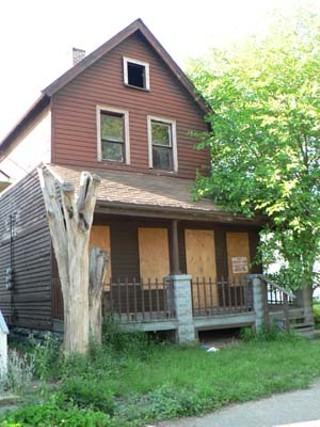 Abandoned Housing in Cleveland Presentation by Jim Rokakis