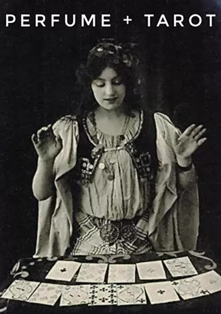 Image: Perfume & Tarot Workshop