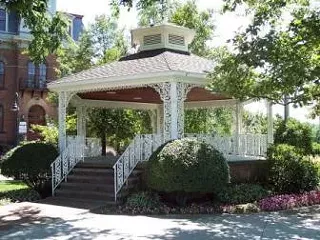 Image: Bedford Garden & Art Tour