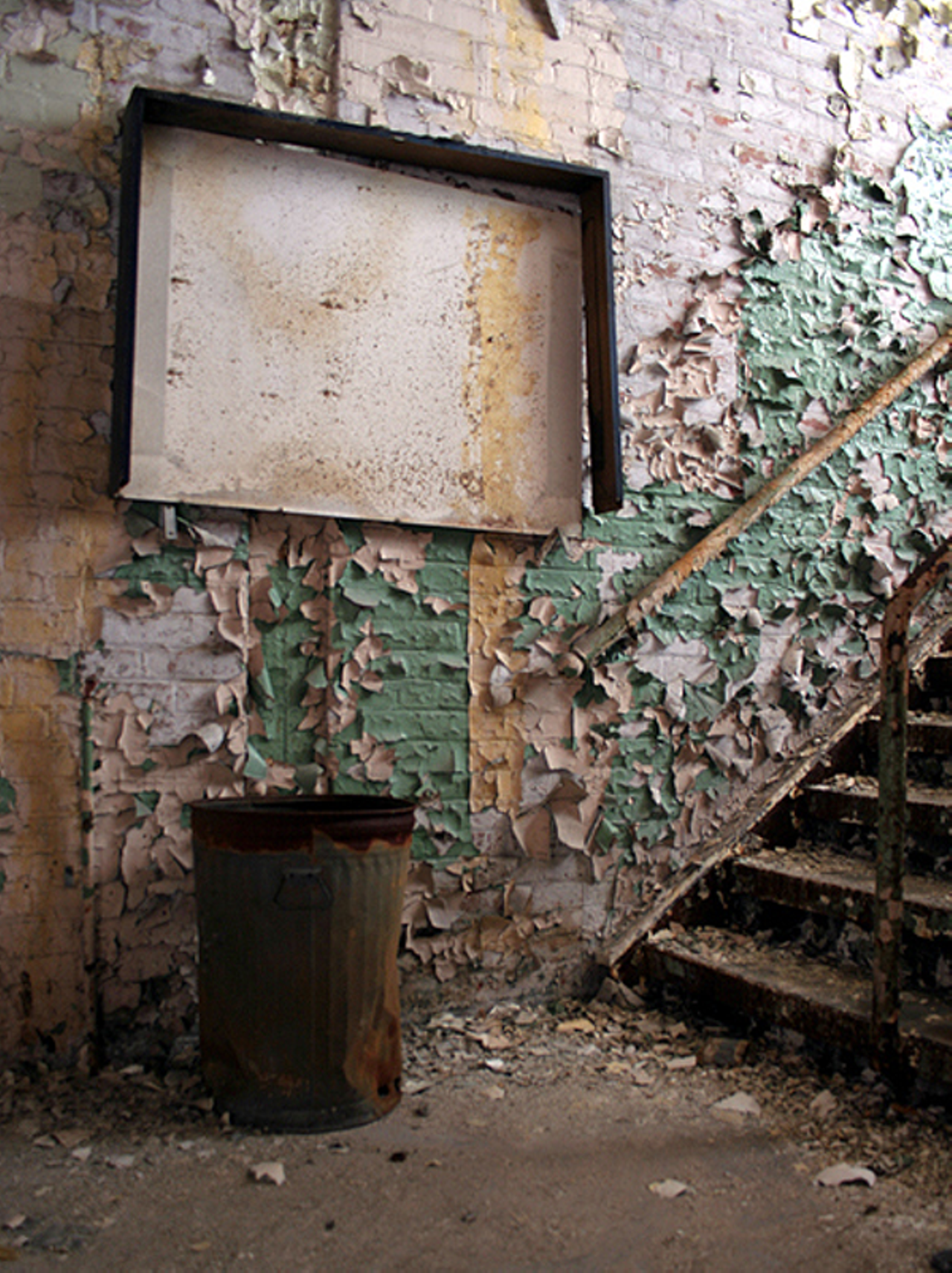 15 Photos of Cleveland's Abandoned Warner and Swasey Building