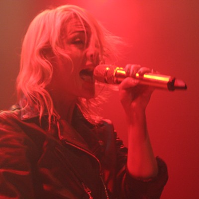 15 photos of Metric playing last night at House of Blues