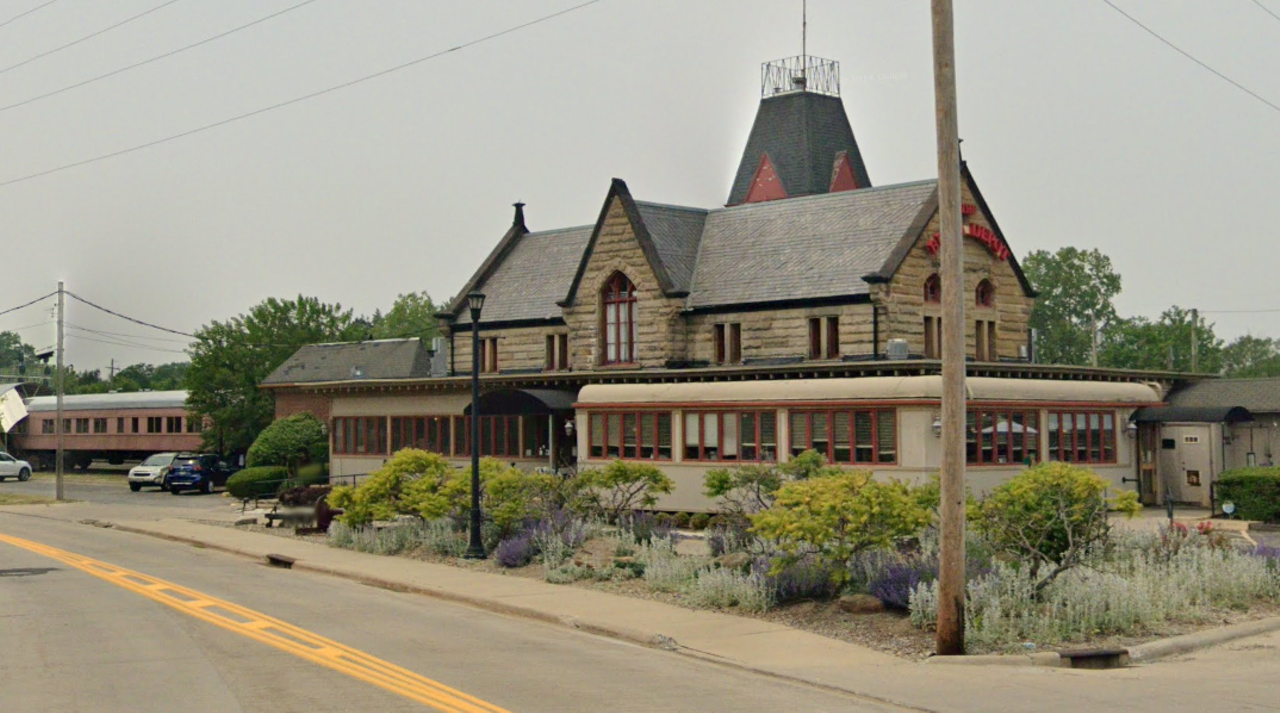 Berea Depot
The Berea Depot, a longtime institution in the southern suburb, closed as we welcomed 2024. The restaurant, opened by Lynn McLaughlin in 2017, announced on social media that it would not reopen following a holiday break. The historic property, which includes a 150-year-old train depot and refurbished Pullman car, was long home to the Pufferbelly restaurant. After that, the property was home to the Station and Union Depot Taverne.