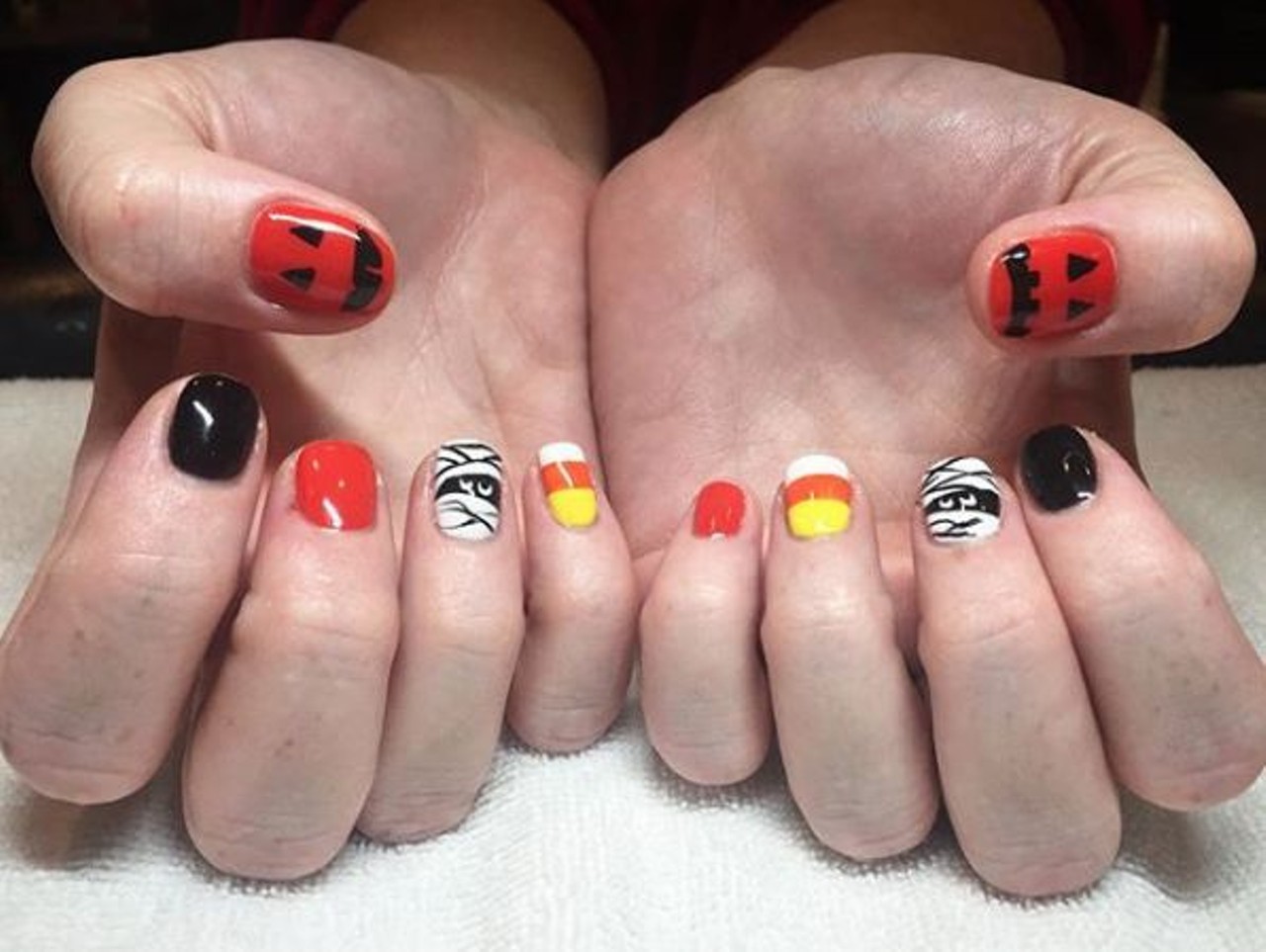  nailedbysarah
21139 Lorain Rd., Suite 10, Fairview Park | (216)672-8915 (Text only)
Co-owner of Elysian Nail Studio, Sarah Dayne can give your nails the extravagant works or a simple, bold statement. Scheduling information can be found here.
Photo via nailedbysarah/Instagram