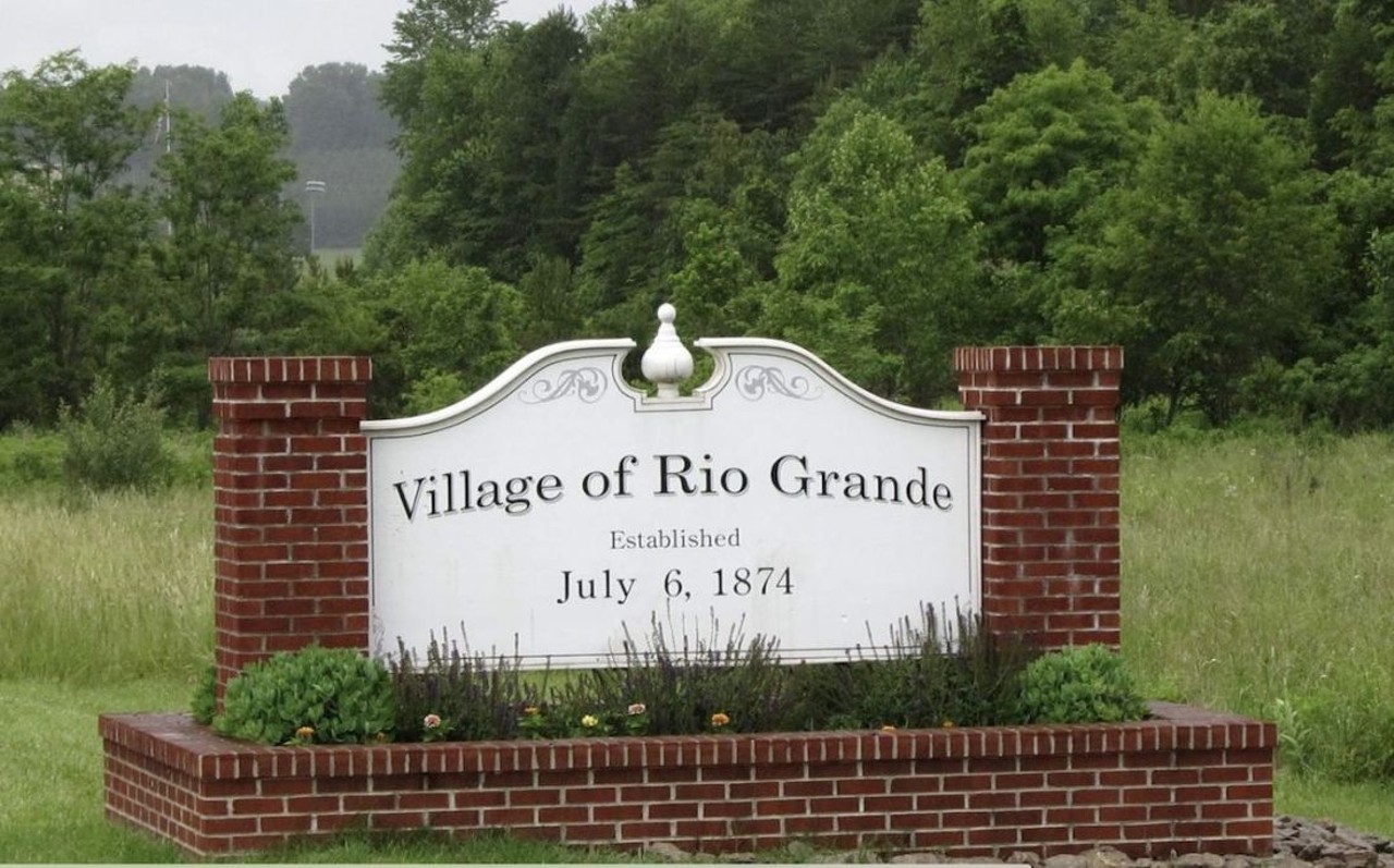 Rio Grande, REYE oh GRAND 
Photo via Wikimedia Commons