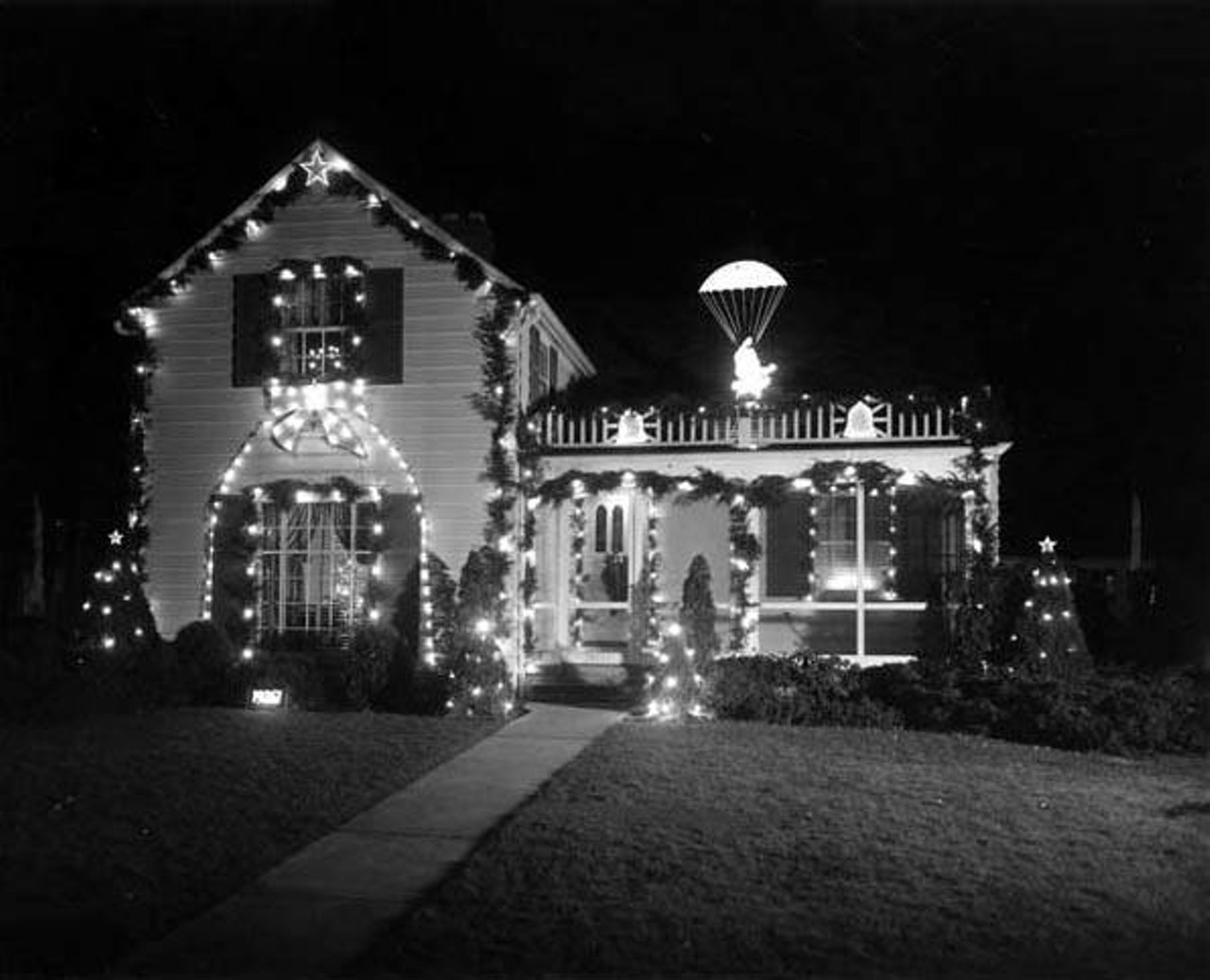 House at Nela Park decorated for Christmas, 1945.