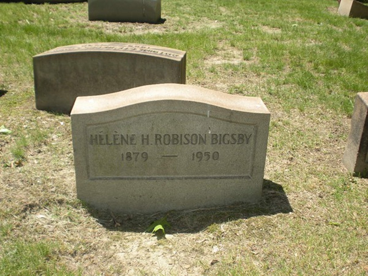 Helene Hathaway Robison Britton (1879-1950) - Lakeview Cemetery
Deemed as "Baseball's First Lady," her father owned the Cleveland Spiders. Adding to her cred, she also inherited the St. Louis Cardinals in 1911 after the death of her uncles. Helene divorced Cardinals president Schuler Britton in 1916 and remarried (hence the Bigsby on the gravestone).