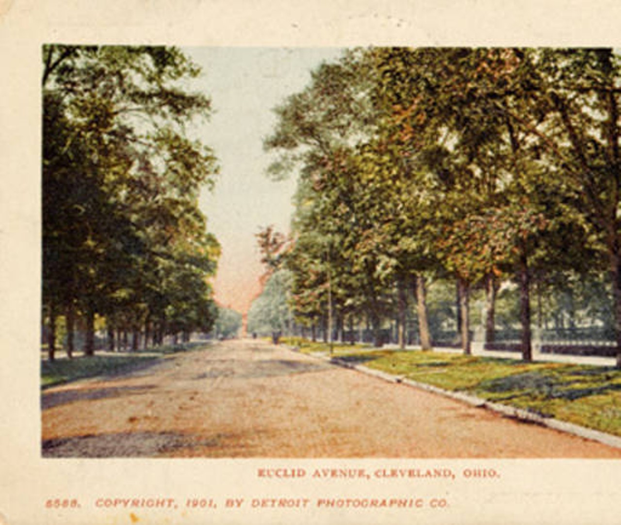 Looking along Euclid Avenue. 1901