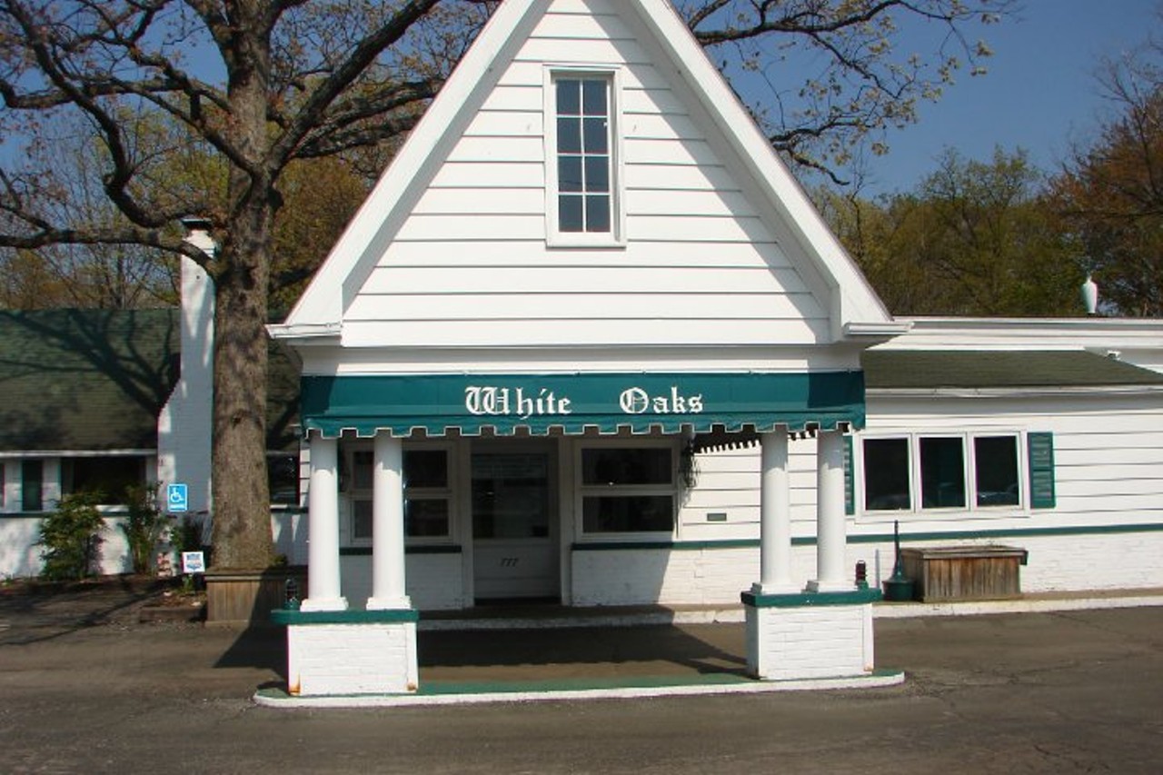  White Oaks
777 Cahoon Rd., Westlake
Founded during Prohibition, White Oaks has been serving up booze and a mostly meat and seafood menu to Clevelanders since 1928 and the view has been great the whole time.
Photo via White Oaks Restaurant/Facebook