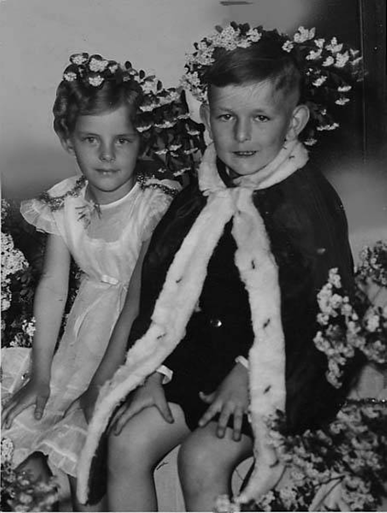 Children in costume at Ludlow School, 1936