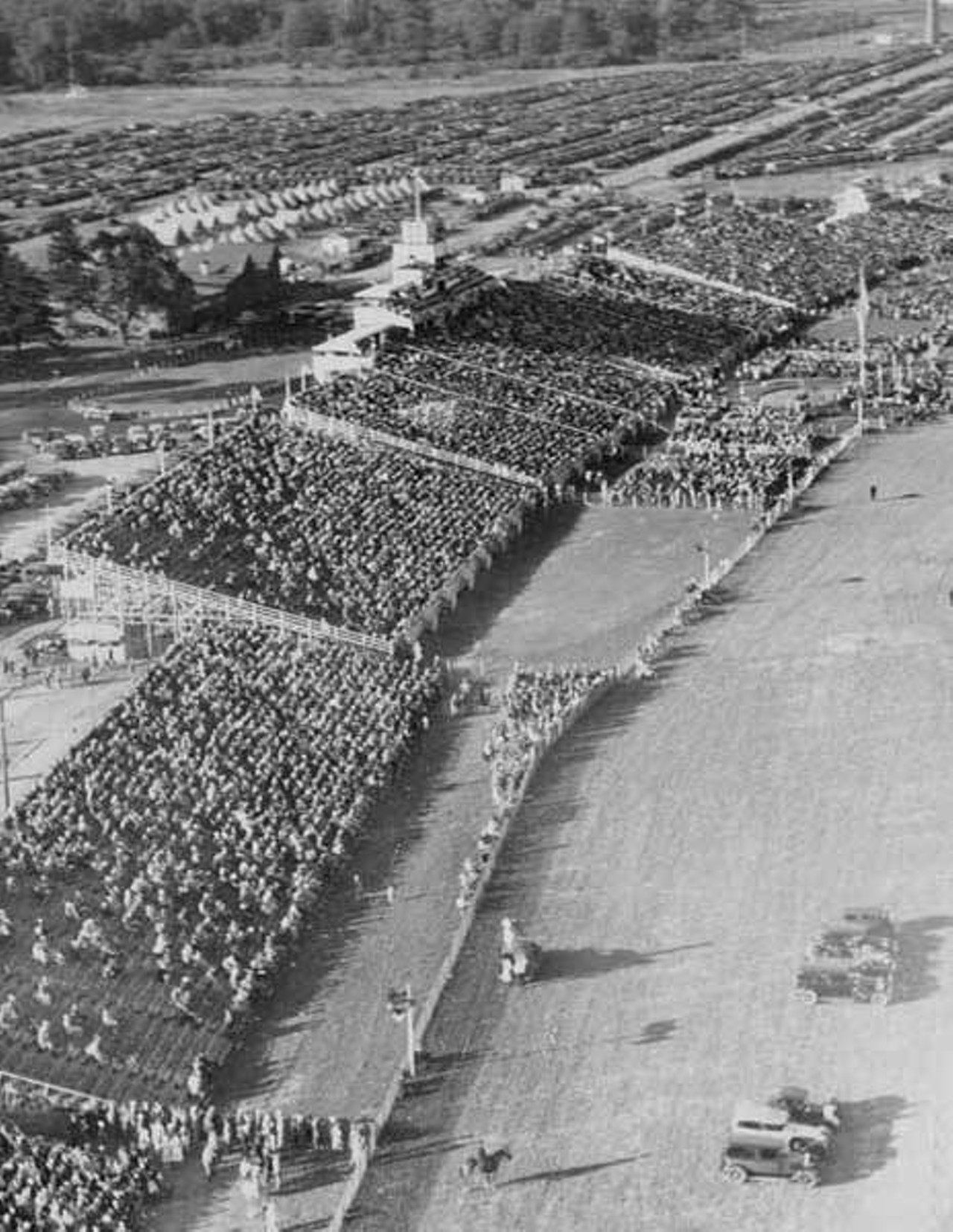 Aerial view of the stands at the 1931 Cleveland National Air Races