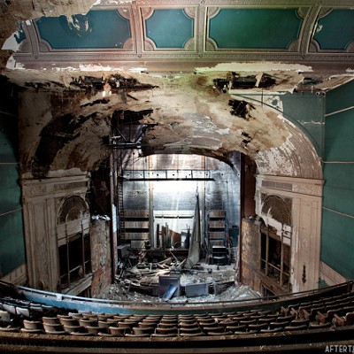 11 Photos of Youngstown's Old Paramount Theatre