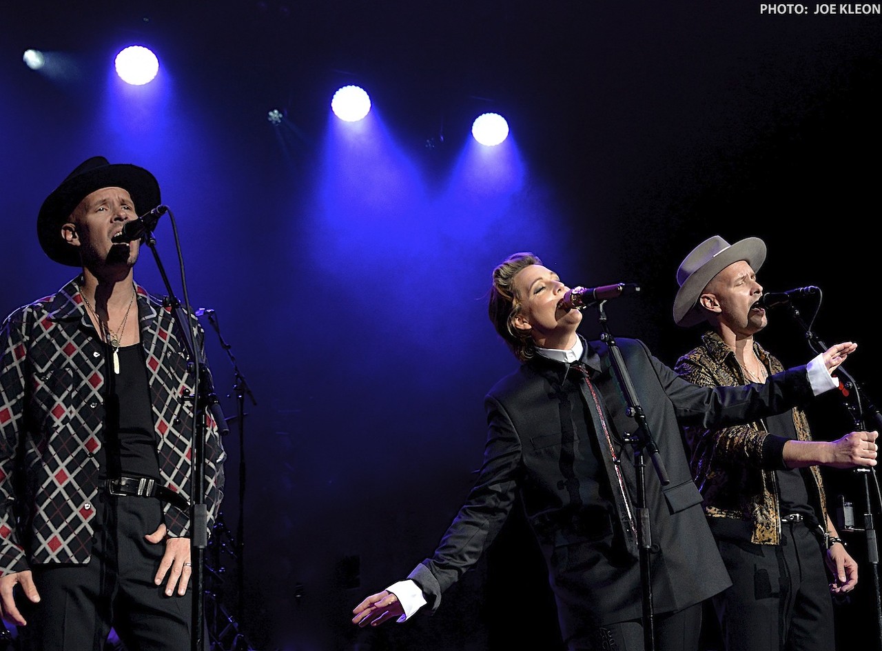 Concert Photos Brandi Carlile Brings Joy to a Blossom Crowd Ready to