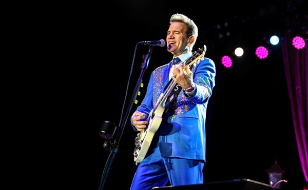 Concert Photos: Chris Isaak Brought His 'Almost Christmas' Tour to Cleveland