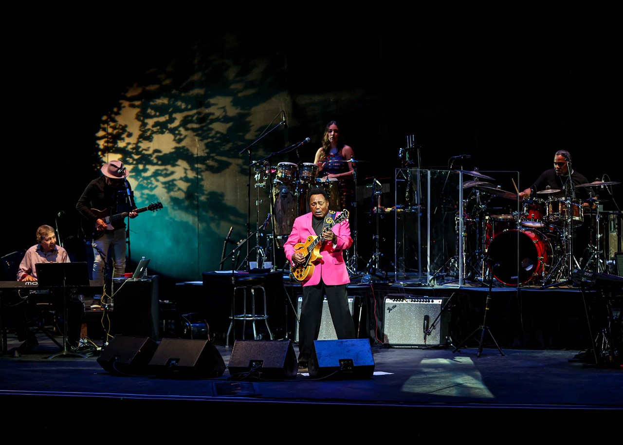Concert Photos: George Benson at Cain Park