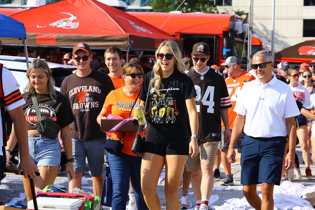 Muni Lot returns for Cleveland Browns 2022-23 NFL season