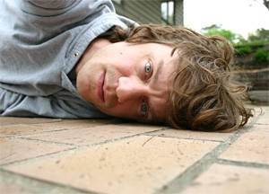 Help! This indie-rocker has fallen and can't get up!