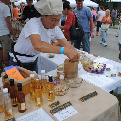 Here's What's Going on at the Cleveland Garlic Festival in Shaker Square