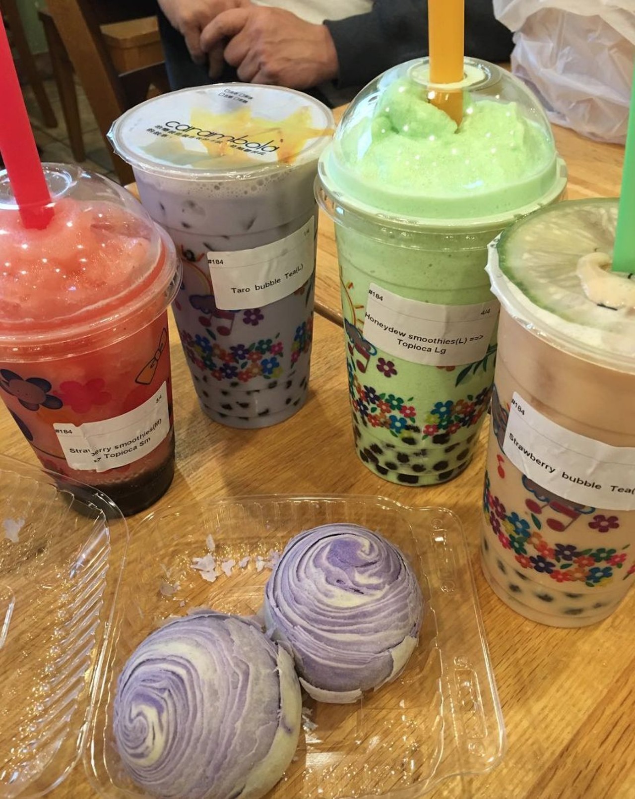  Koko Bakery
3710 Payne Ave., 216-881-7600
This Asian-style bakery features tasty shaved ice smoothies that blend ice with fruity flavors, like honeydew and guava.
Photo via veroniquesworld/Instagram
