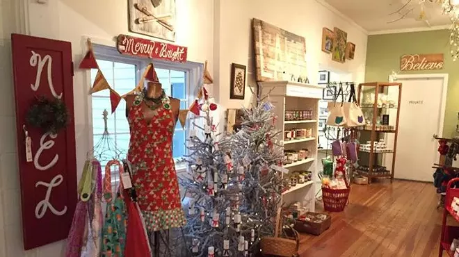 Image: Holiday Trunk Show - Girls Night Out!