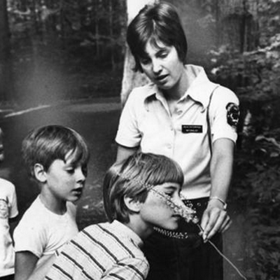 Metroparks naturalist imparts knowledge, 1975