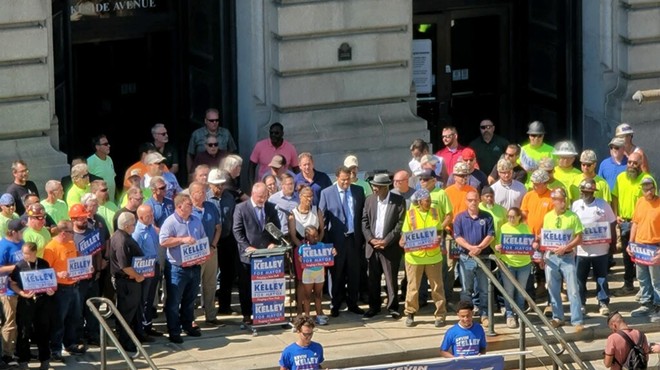 The Building and Construction Trades Council endorses Kelley on the steps of City Hall.