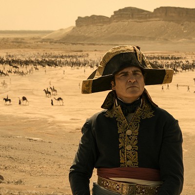 Joaquin Phoenix plays the "Little Corporal."