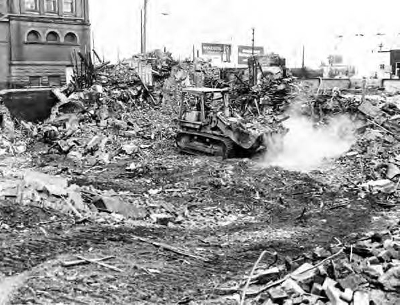 Razing of Cleveland Trust Branch at West 25th and Franklin, 1976